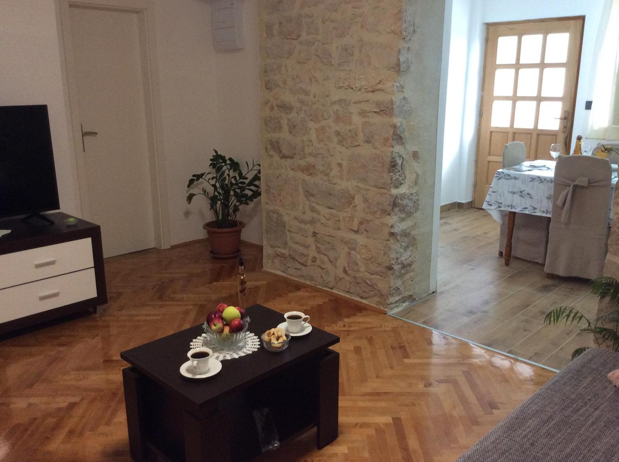 Apartment Karla Snb Lozovac Esterno foto