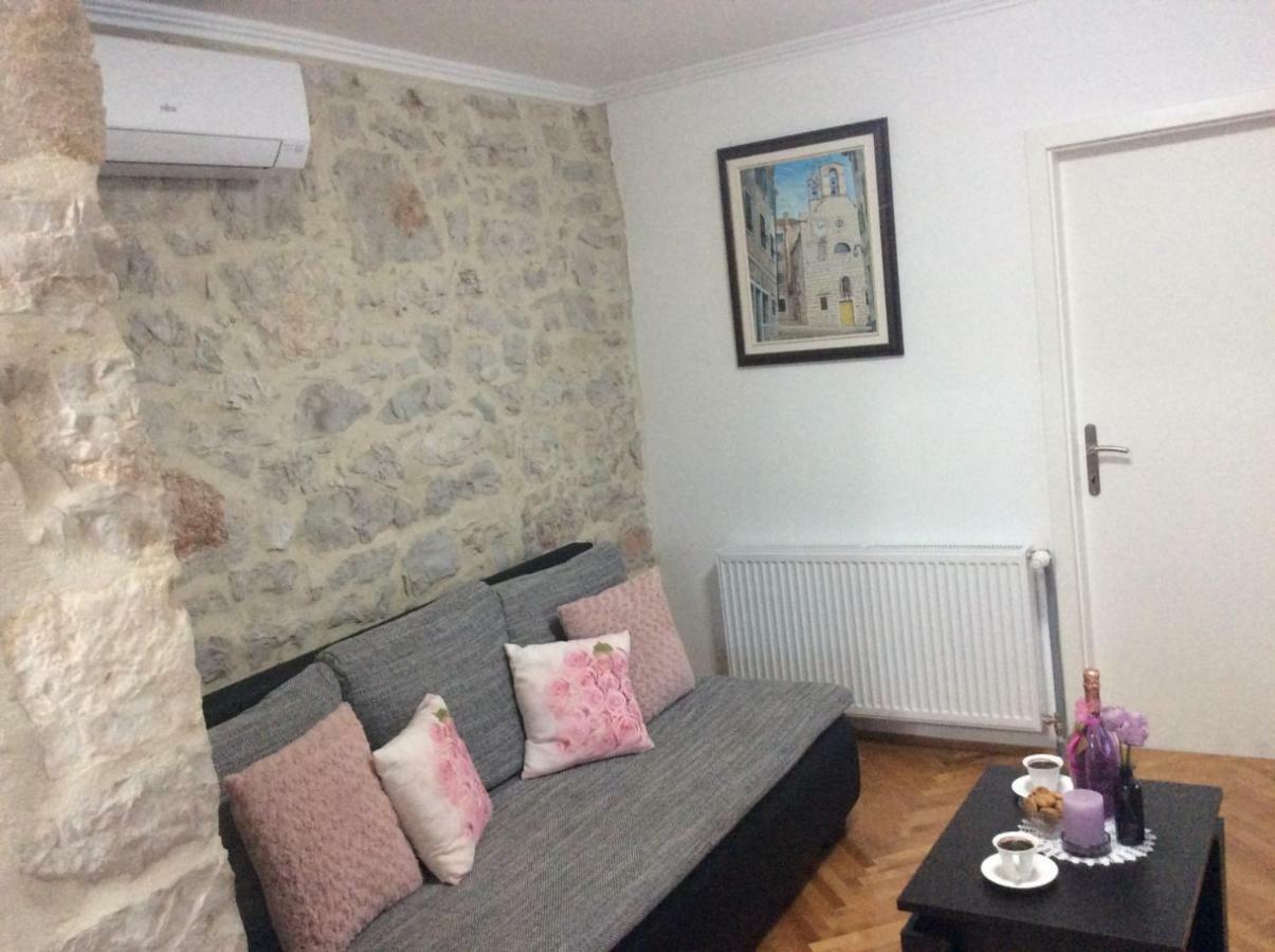 Apartment Karla Snb Lozovac Esterno foto
