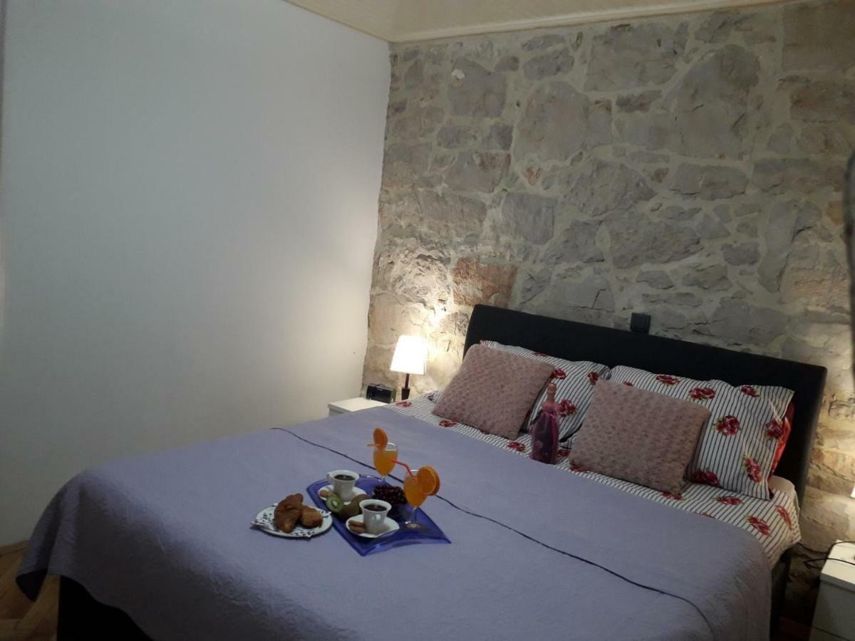 Apartment Karla Snb Lozovac Esterno foto